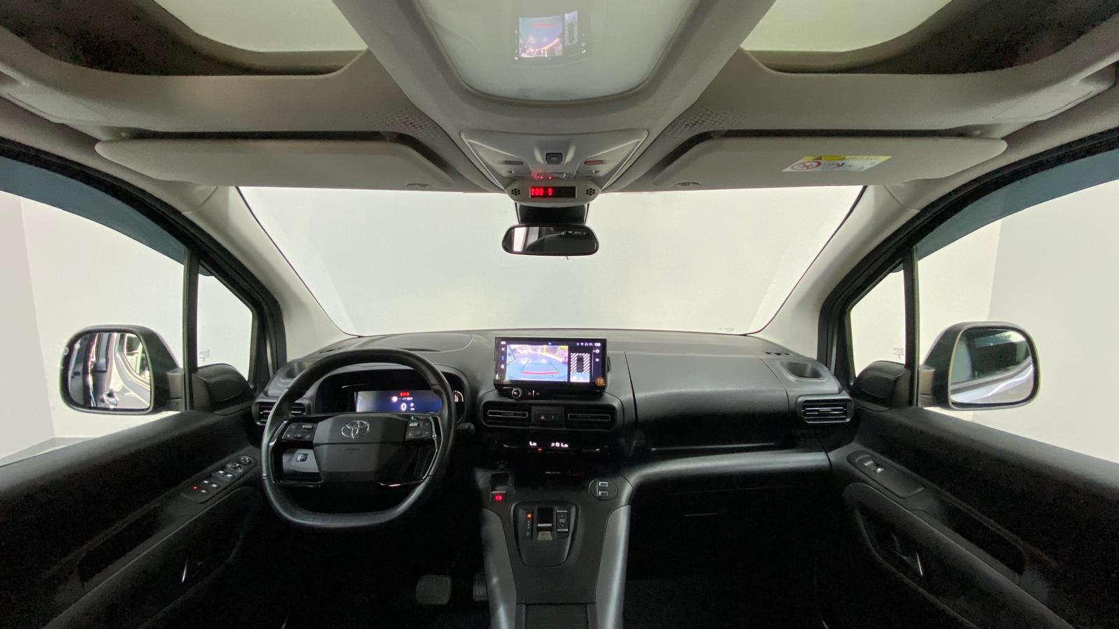 TOYOTA PROACE 4